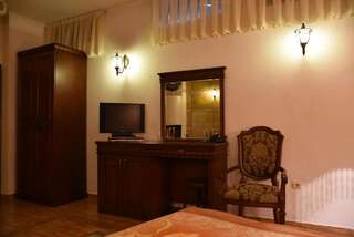 Отель Boutique Hotel Boris Palace & Restaurant Пловдив Двухместный номер эконом-класса с 1 кроватью-5